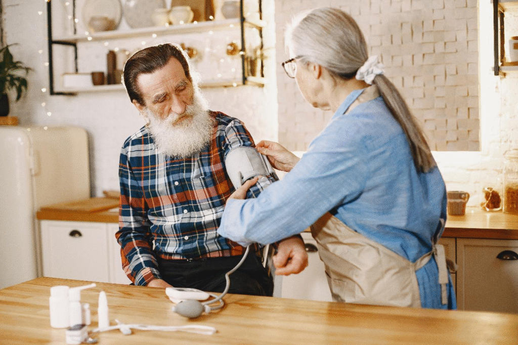 Senior receiving home-based dementia care with supportive family around